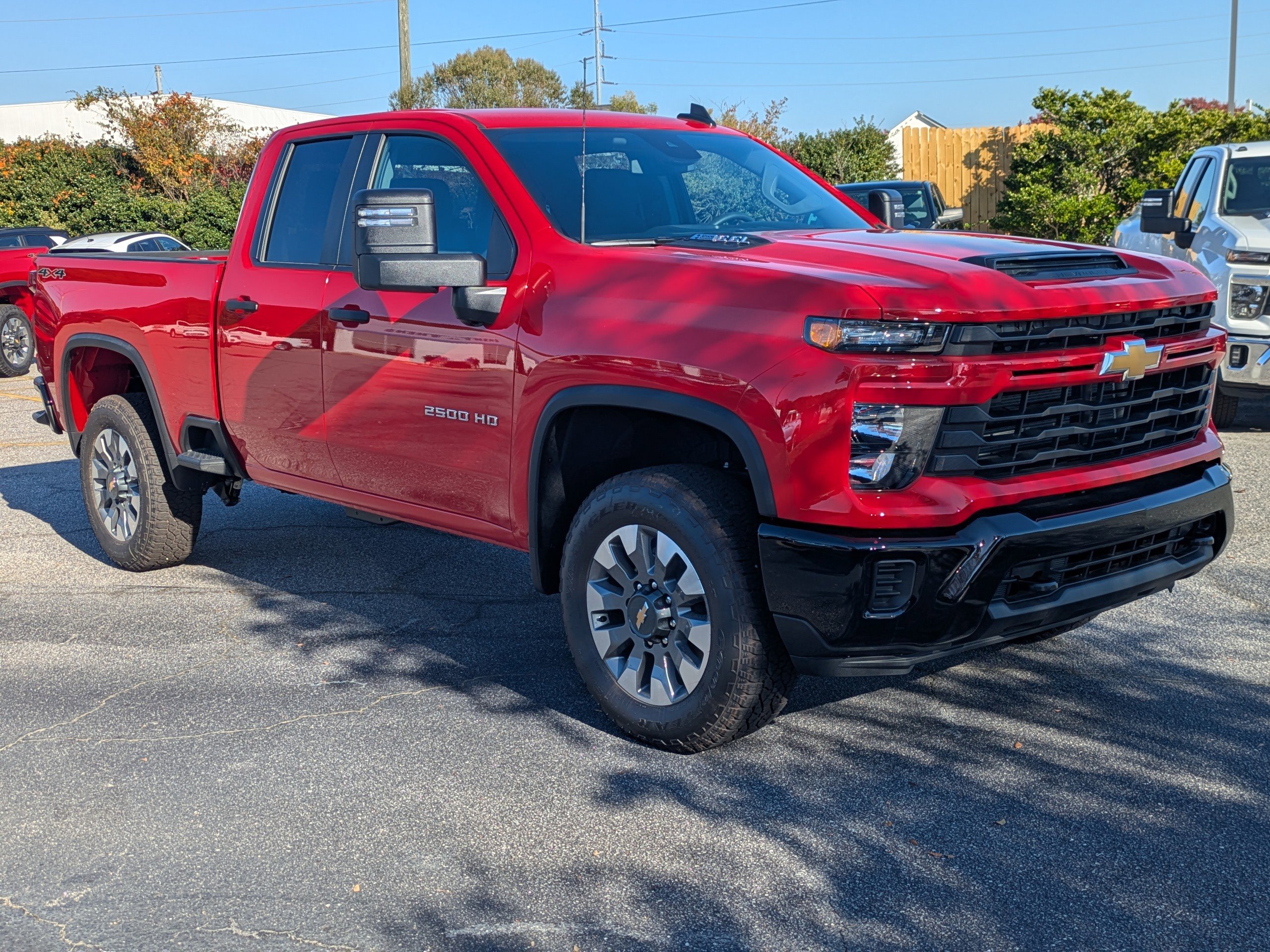 2026 Chevrolet Silverado 2500HD Custom photo 2