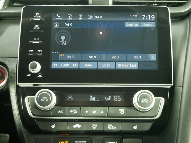 2022 Honda Insight Touring photo 18