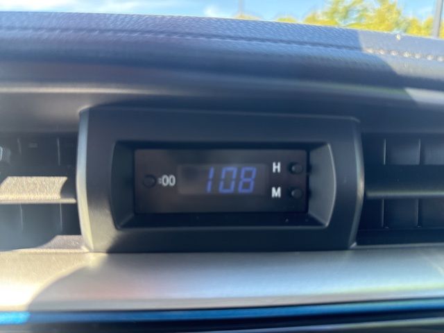 2016 Toyota Corolla L photo 17