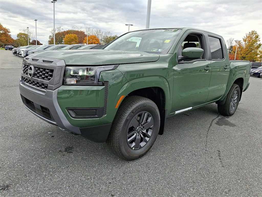 2026 Nissan Frontier SV photo 2