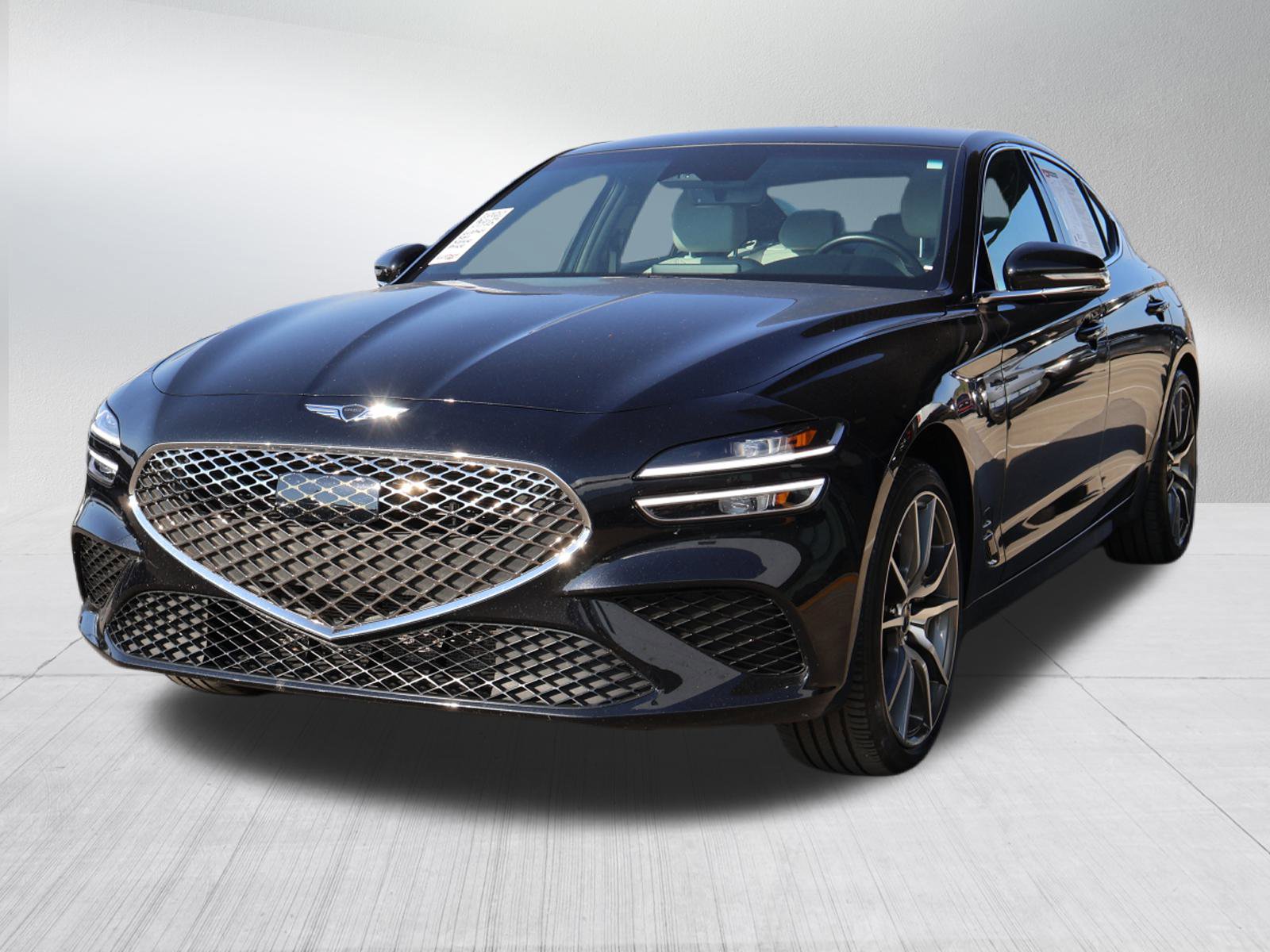 2025 Genesis G70 2.5T photo 3