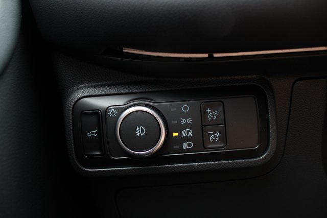 2025 Ford Explorer ST photo 16