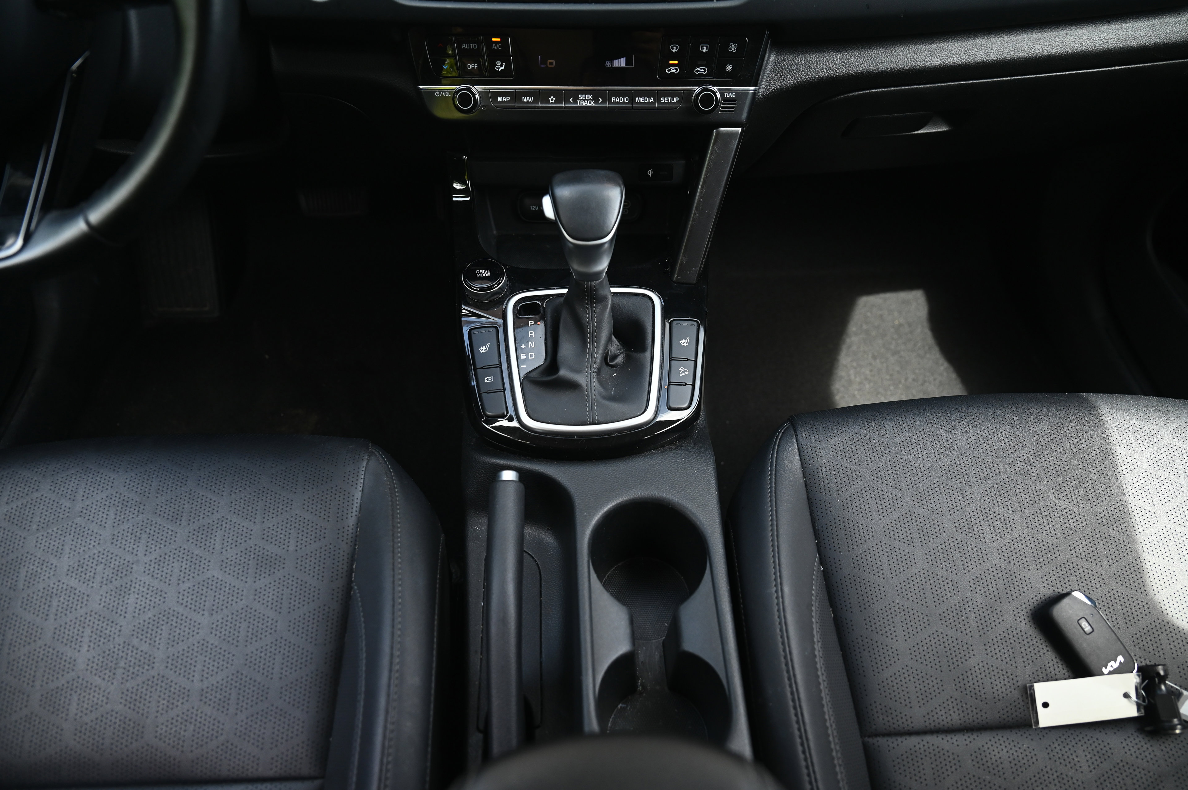 2024 Kia Seltos EX photo 30
