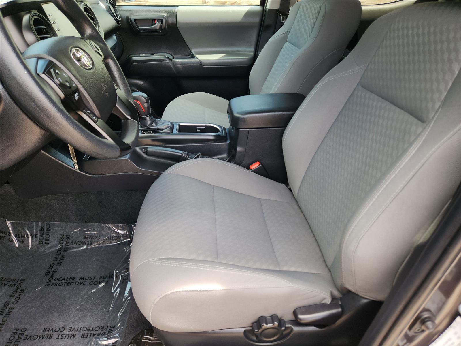 2022 Toyota Tacoma SR photo 10