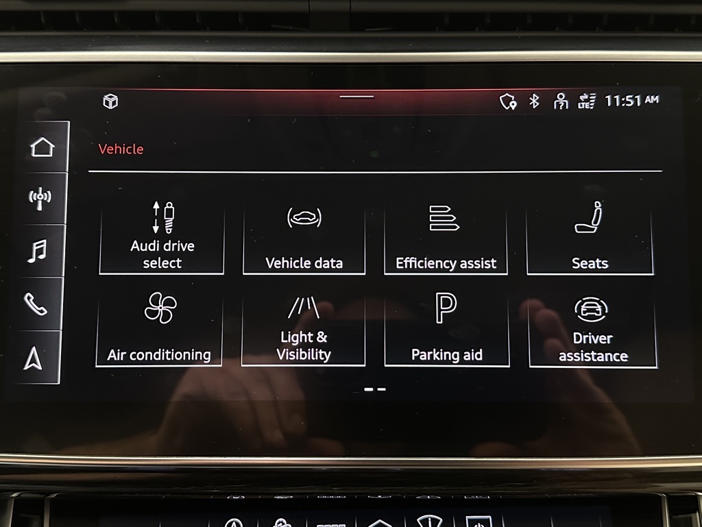 2022 Audi Q7 55 Prestige photo 35