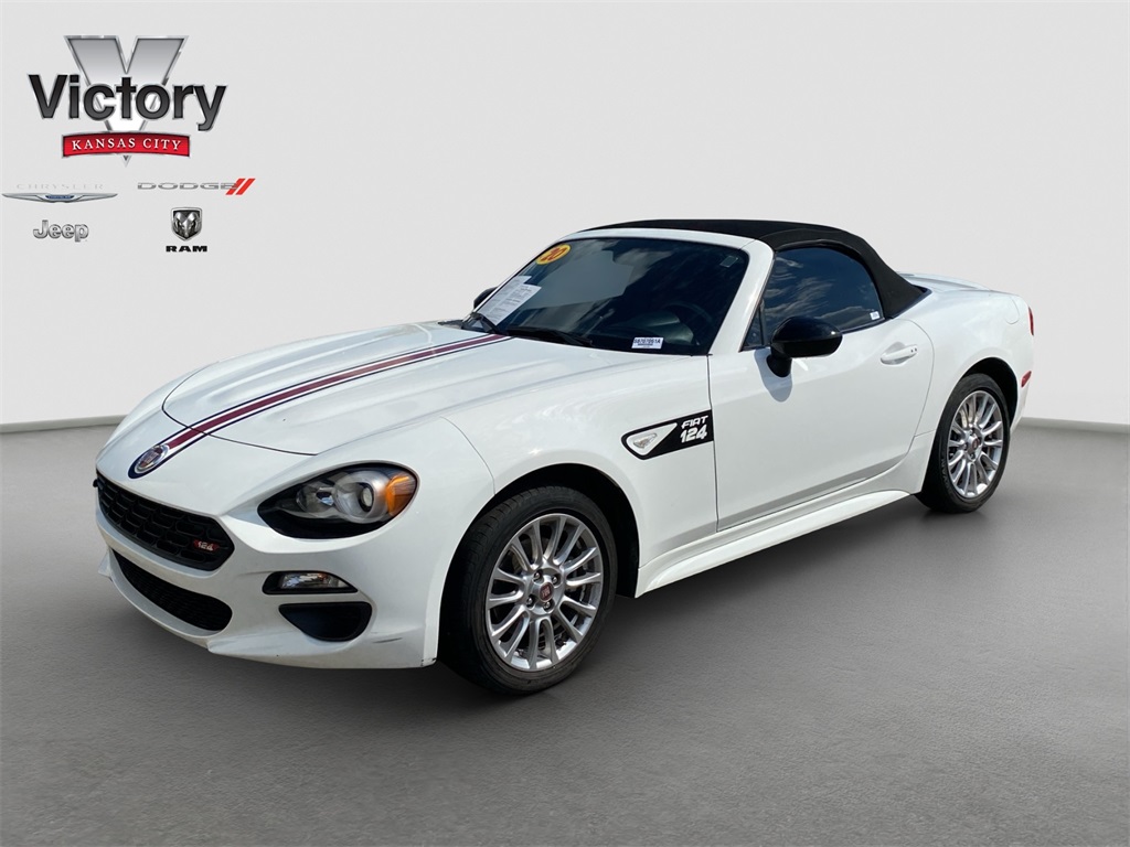 2020 Fiat 124 Spider Classica photo 3