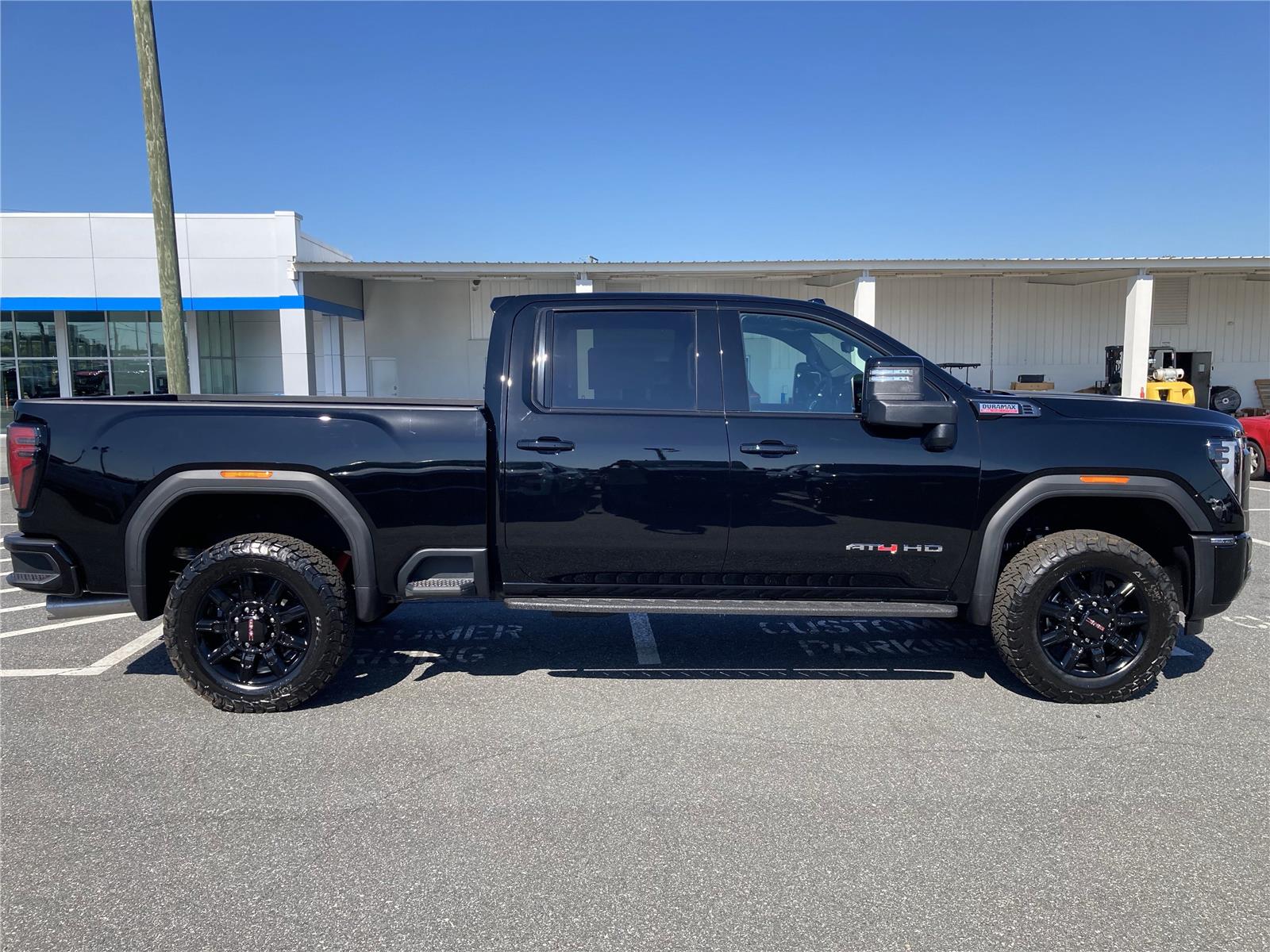 2026 Gmc Sierra 2500 HD AT4 photo 3
