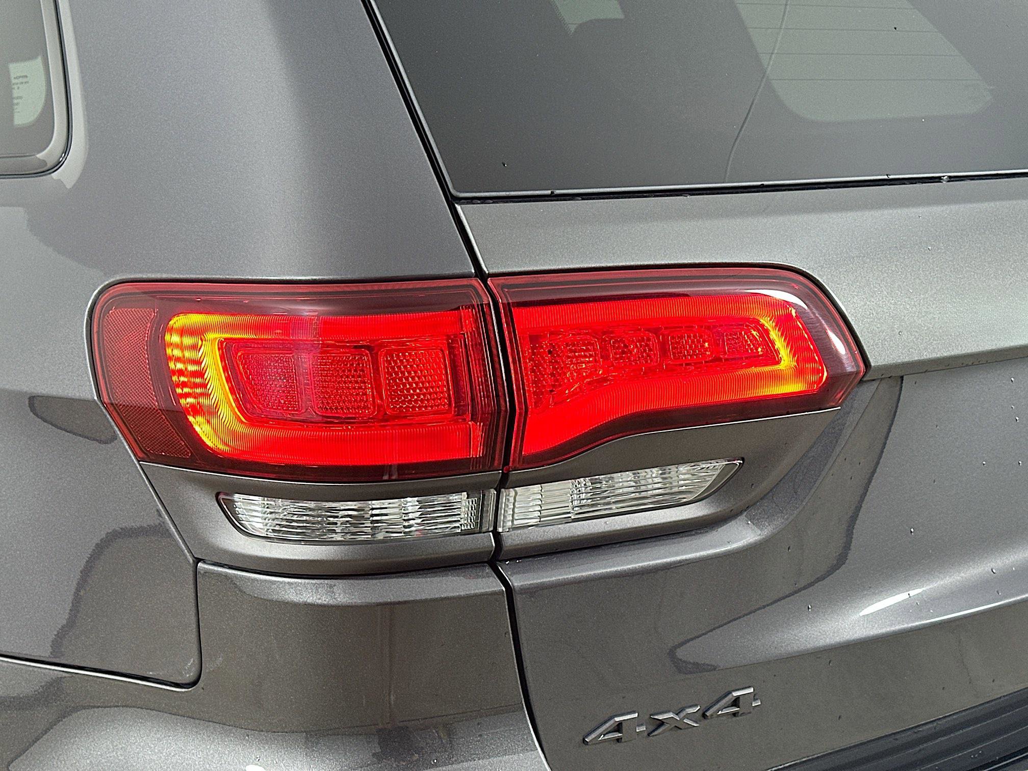 2021 Jeep Grand Cherokee Limited Anniversary Edition photo 8