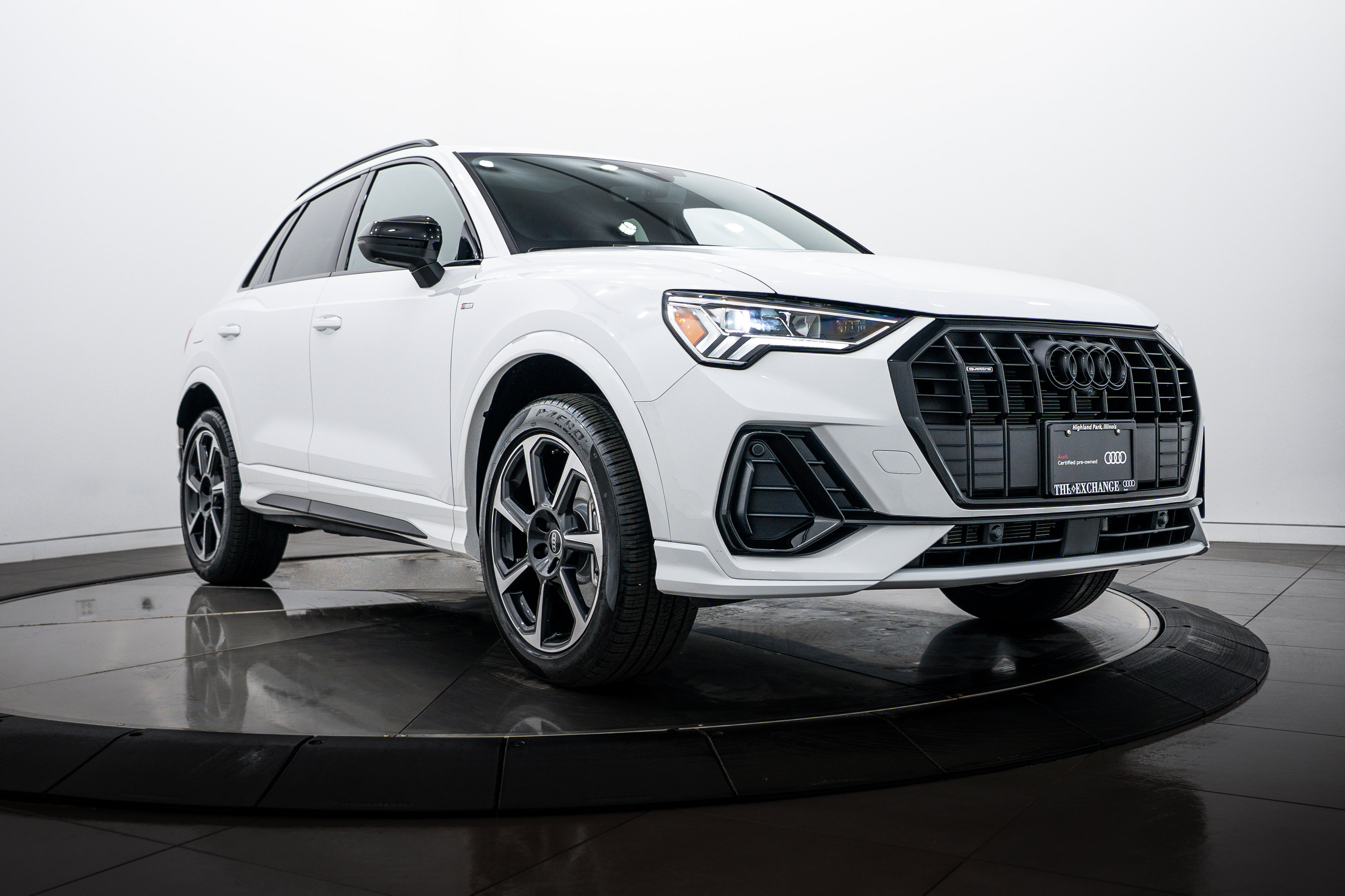2025 Audi Q3 S Line Premium Plus's photo