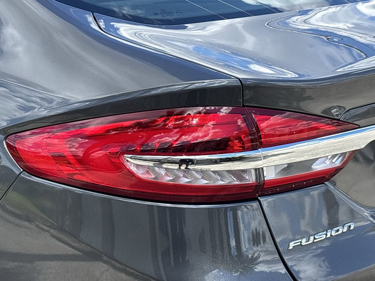 2018 Ford Fusion Hybrid S photo 7