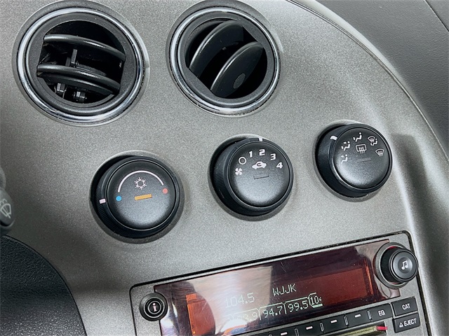 2008 Pontiac Solstice Base photo 13