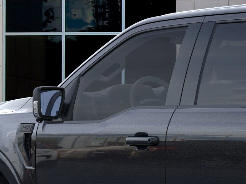 2025 Ford F-150 XLT photo 17