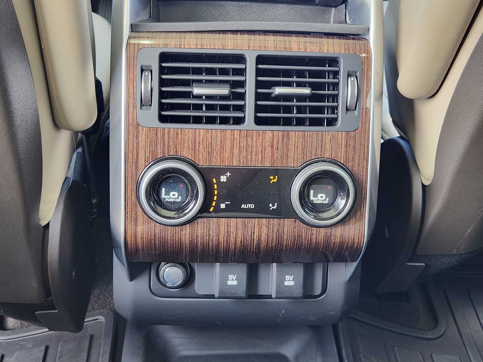 2019 Land Rover Range Rover Sport HSE photo 24