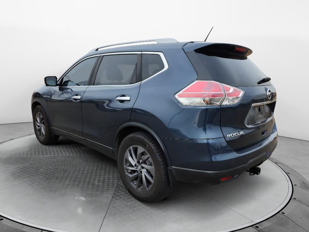 2016 Nissan Rogue SL photo 3