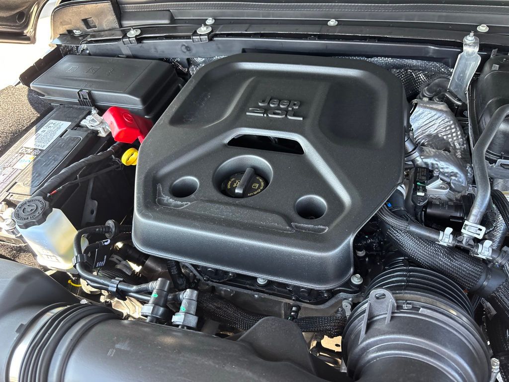2025 Jeep Wrangler Rubicon 4xe photo 19