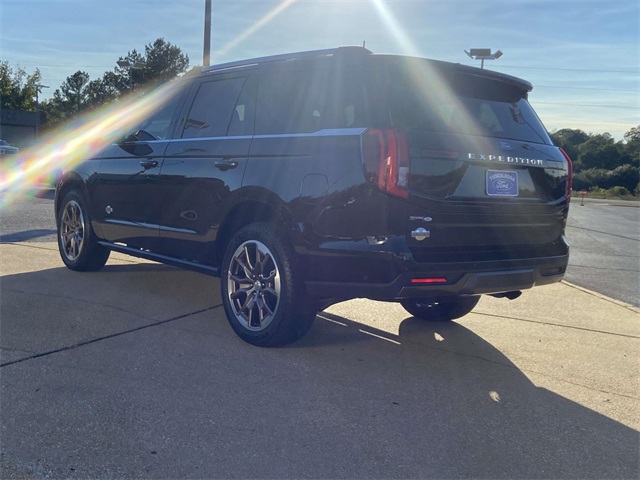 2025 Ford Expedition King Ranch photo 4