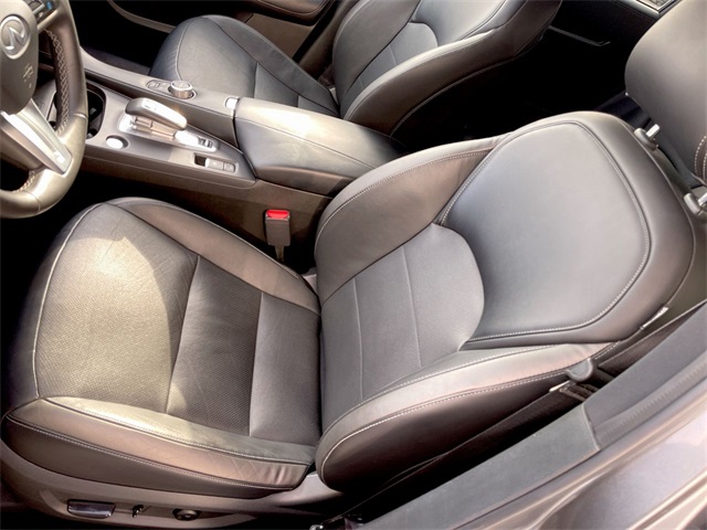 2024 Infiniti QX55 Luxe photo 3