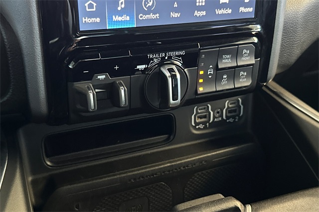 2023 Ram 1500 Laramie photo 18