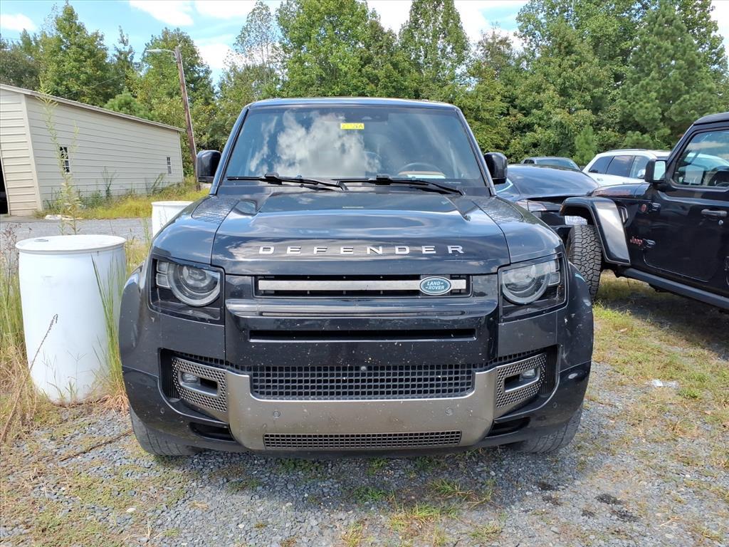 2023 Land Rover Defender 110 X photo 2