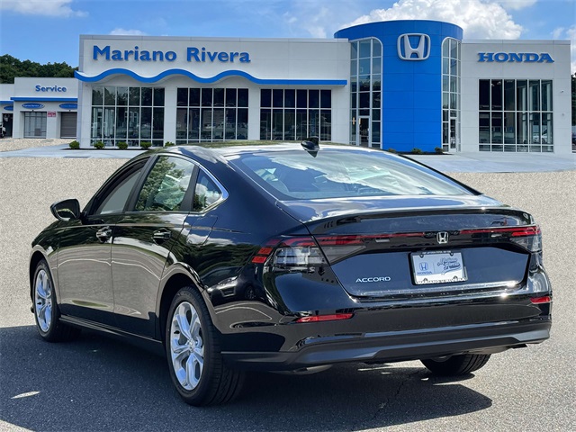 2024 Honda Accord 1.5T LX photo 4