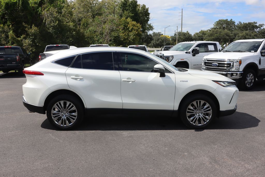 2021 Toyota Venza Limited photo 6