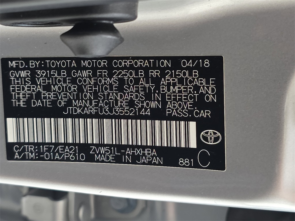 2018 Toyota Prius Three photo 35