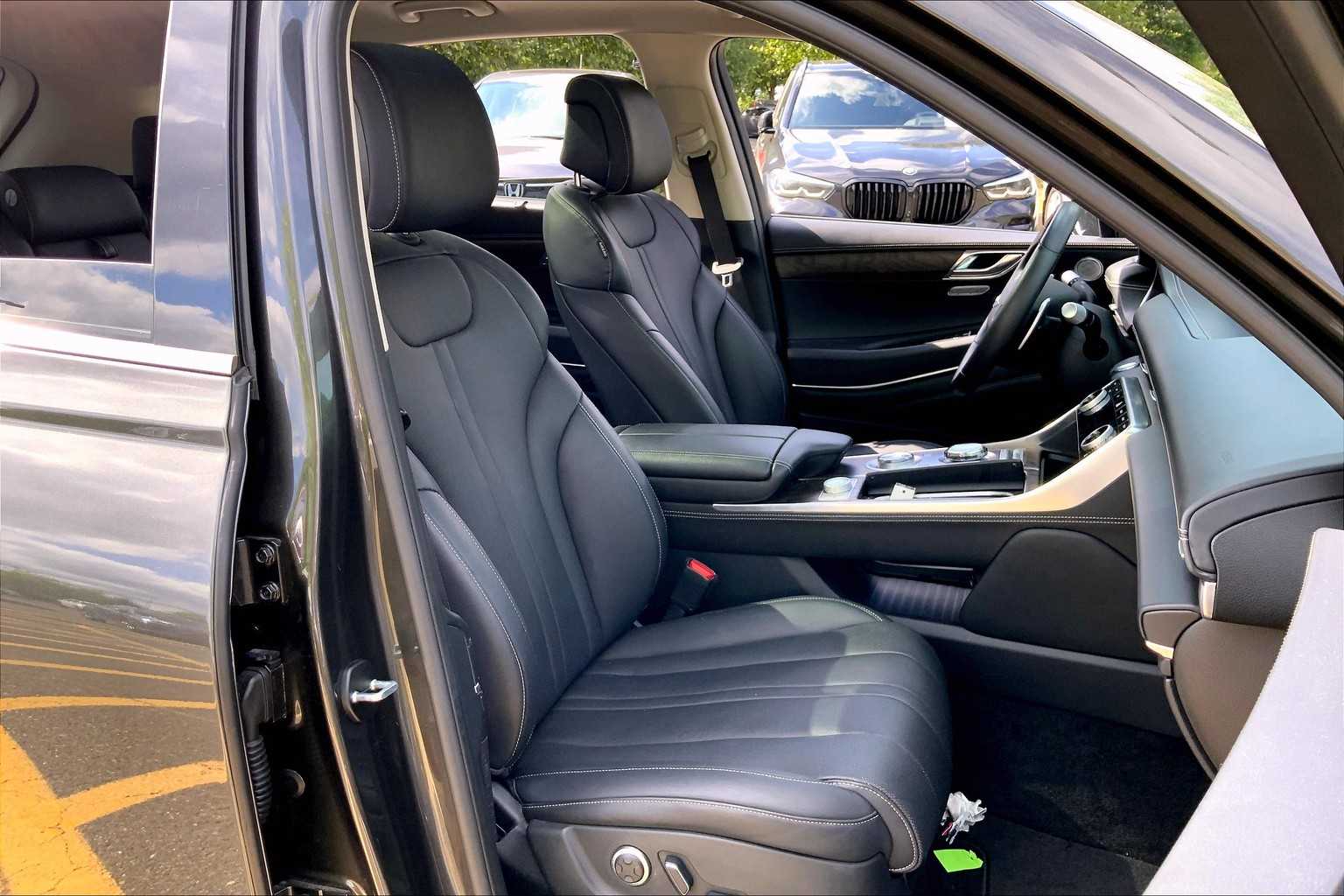 2024 Genesis GV80 3.5T AWD photo 5