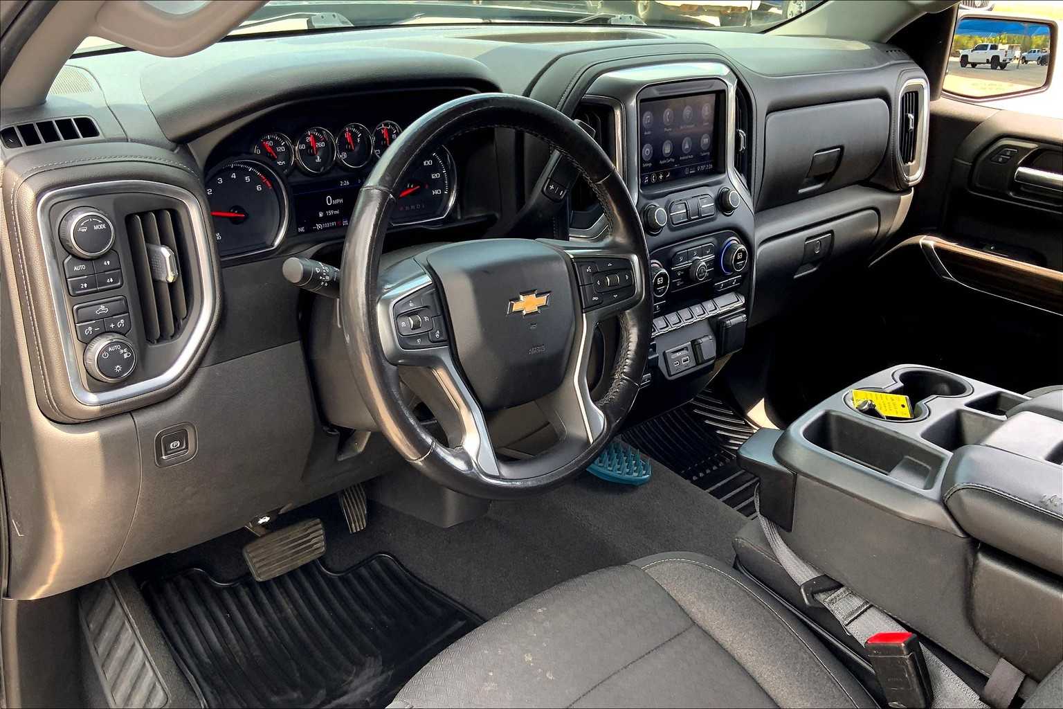 2020 Chevrolet Silverado 1500 LT photo 15