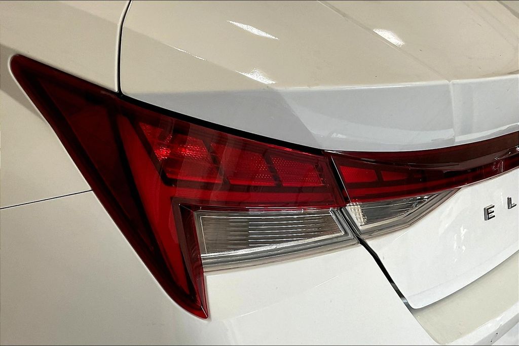 2023 Hyundai Elantra Hybrid Limited photo 27