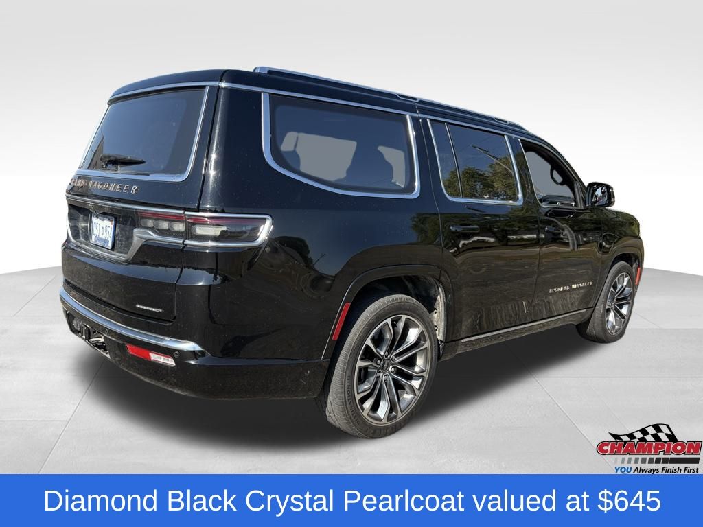 2022 Jeep Grand Wagoneer III photo 3