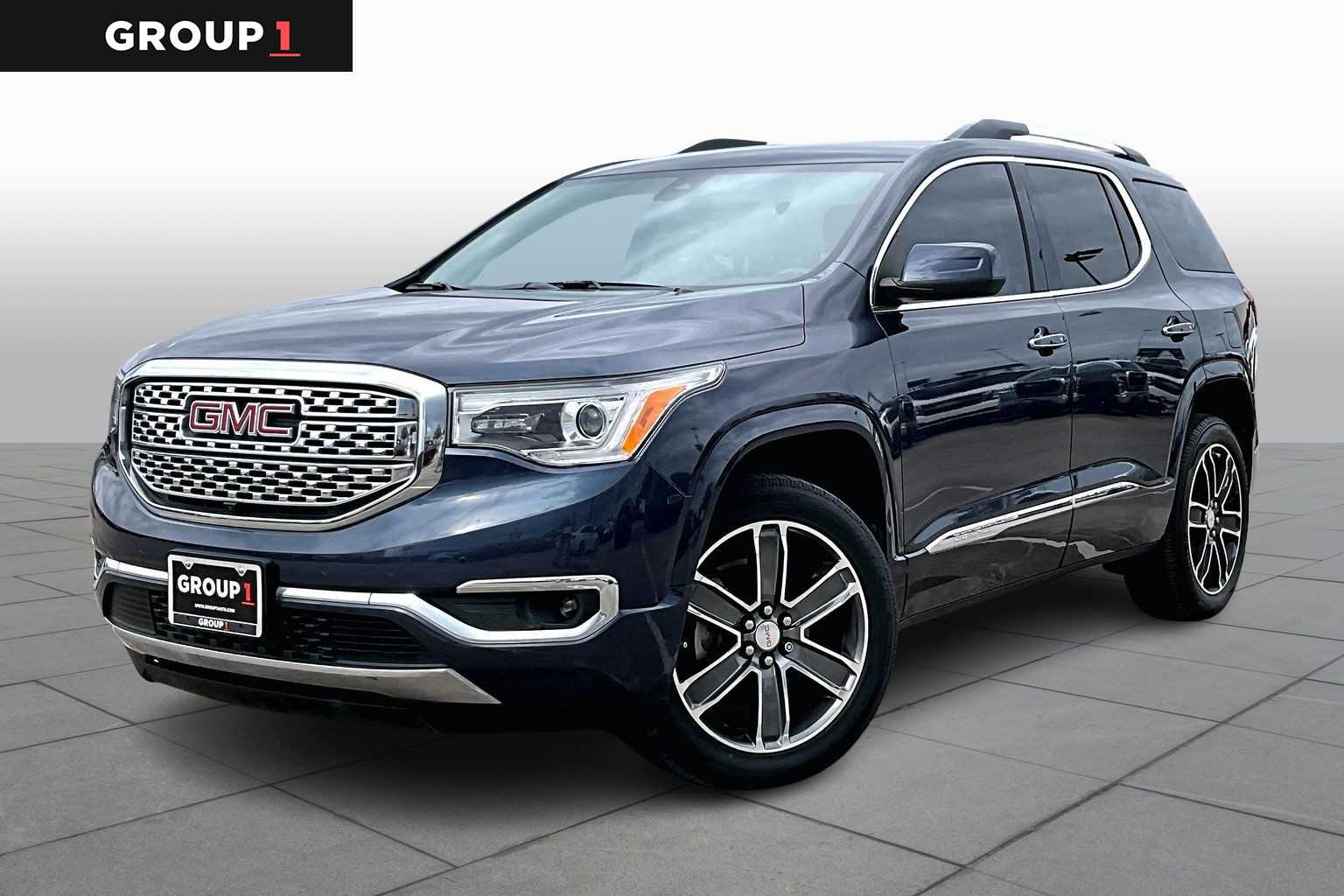2019 GMC Acadia Denali's photo