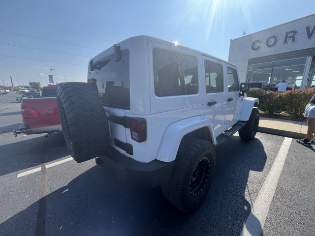 2012 Jeep Wrangler Unlimited Sahara photo 5