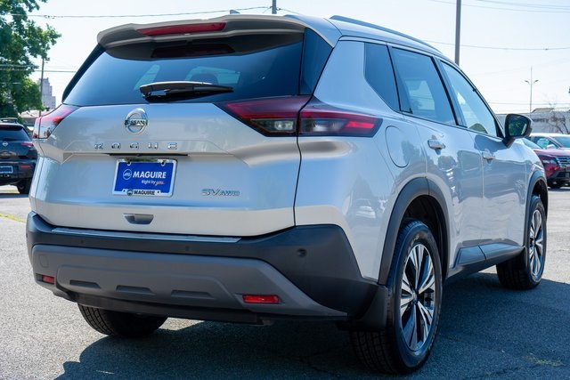 2021 Nissan Rogue SV photo 5