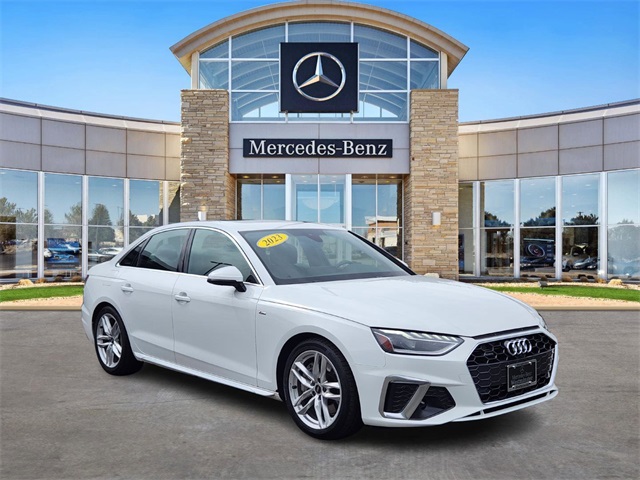 2023 Audi A4 45 S line Premium Plus Quattro photo 5