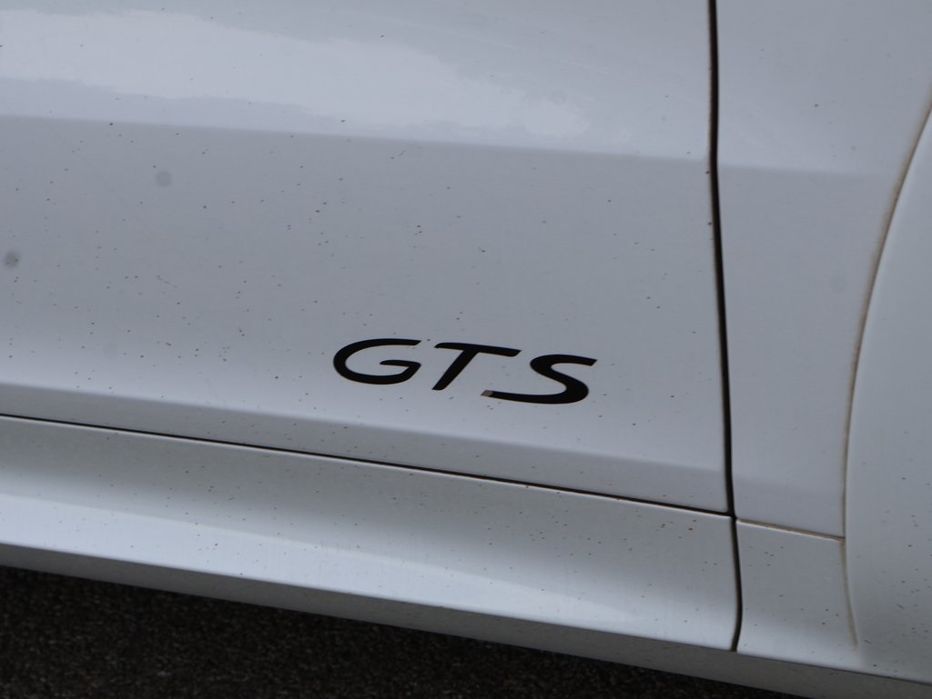 2022 Porsche Cayenne GTS photo 7