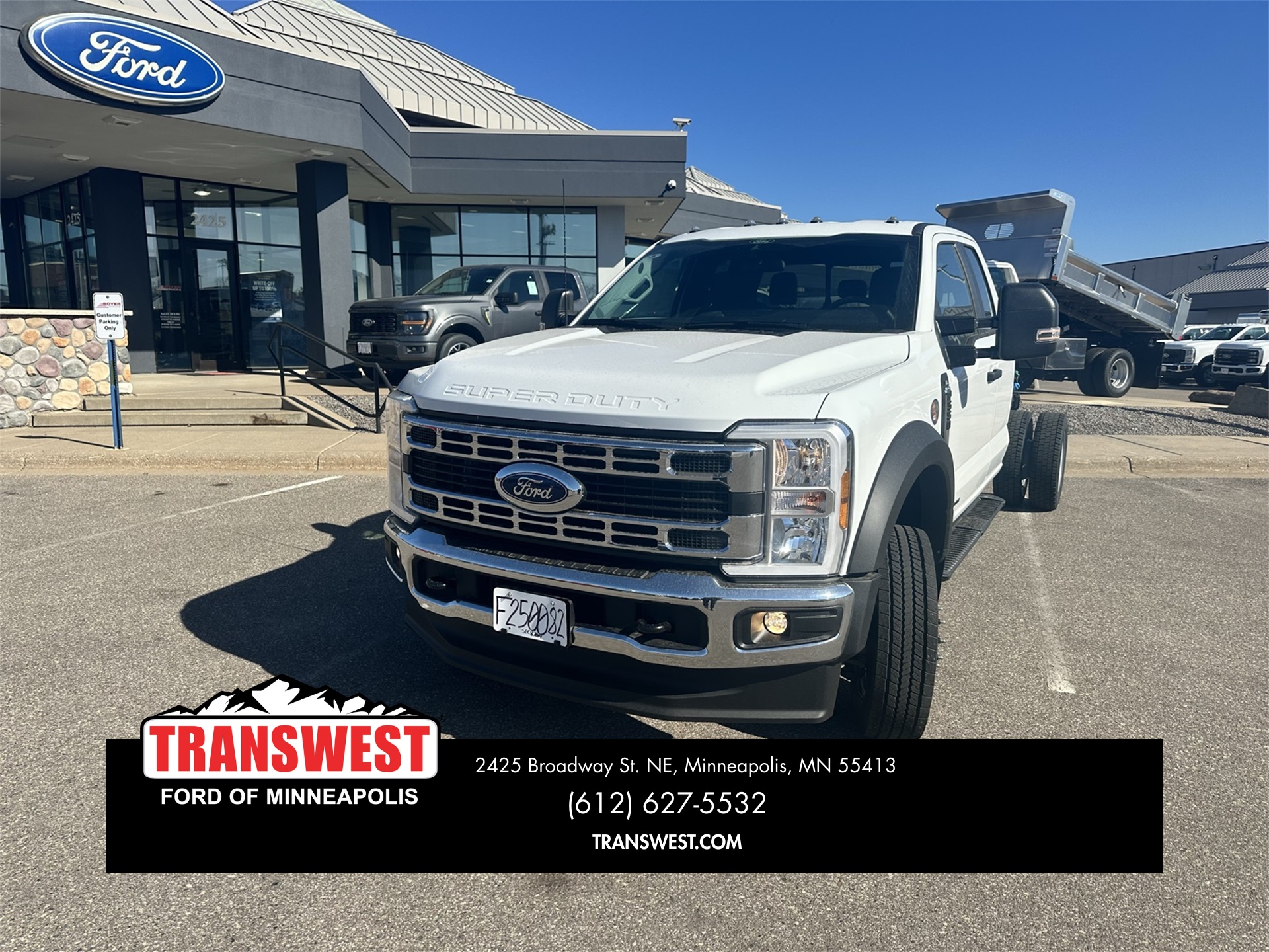 2025 Ford F-550 Super Duty Chassis Cab XL's photo