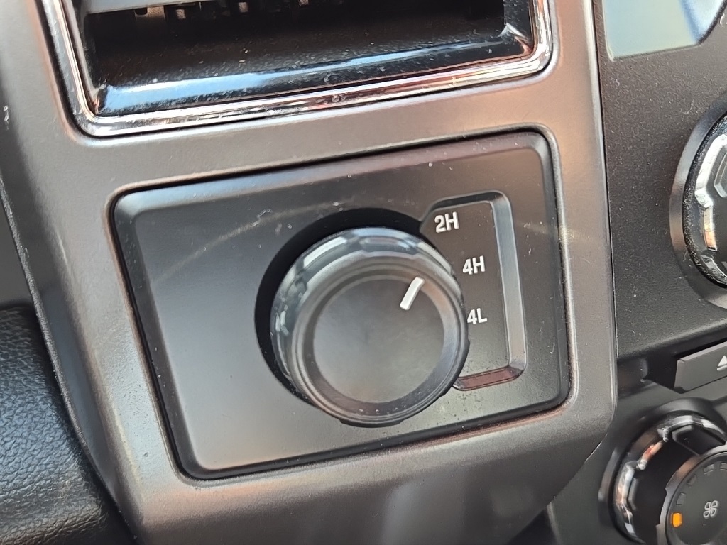 2018 Ford F-150 XLT photo 22