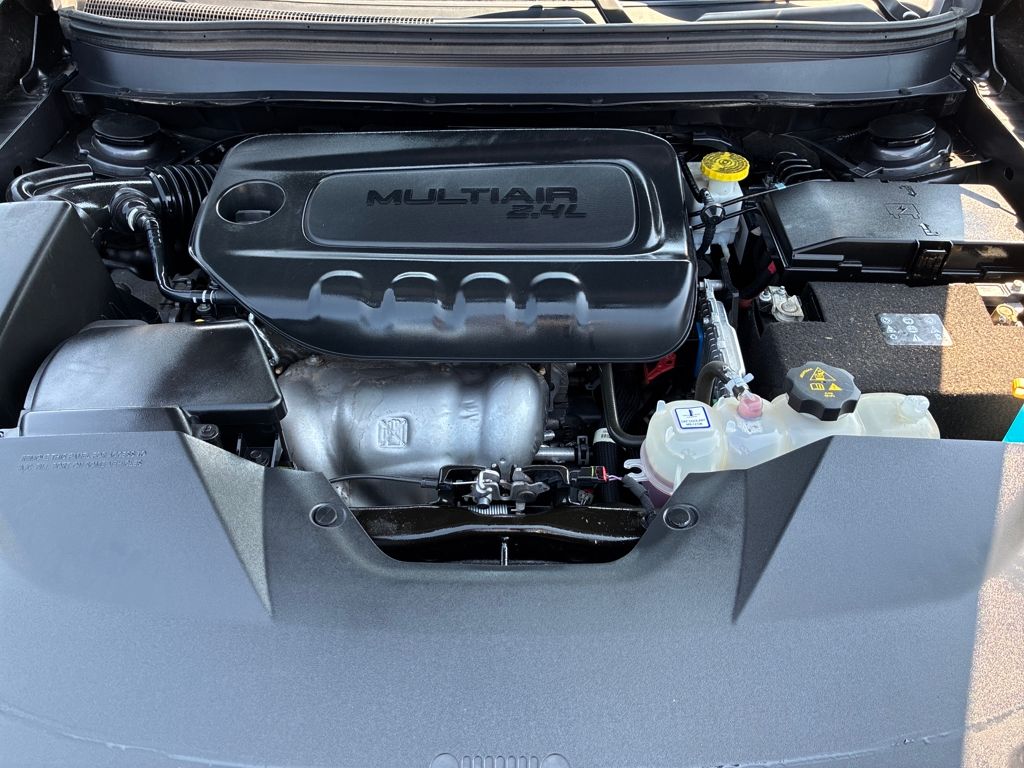 2023 Jeep Cherokee Altitude photo 20