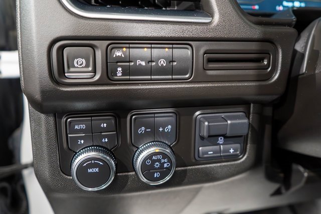 2024 Gmc Yukon SLE photo 16