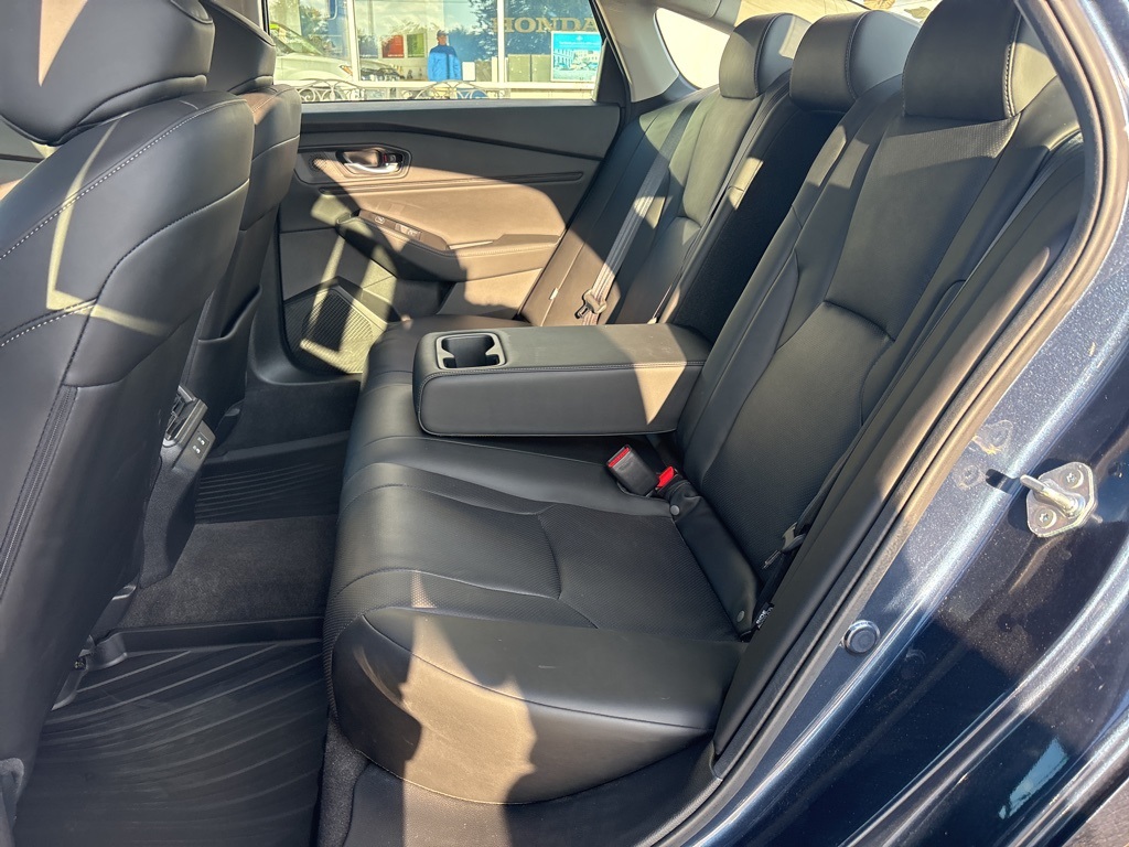2025 Honda Accord Hybrid Touring photo 9
