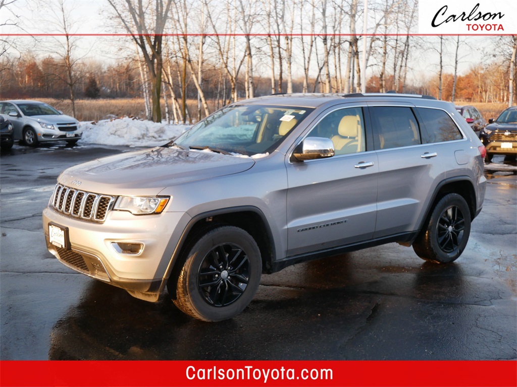2017 Jeep Grand Cherokee Limited's photo