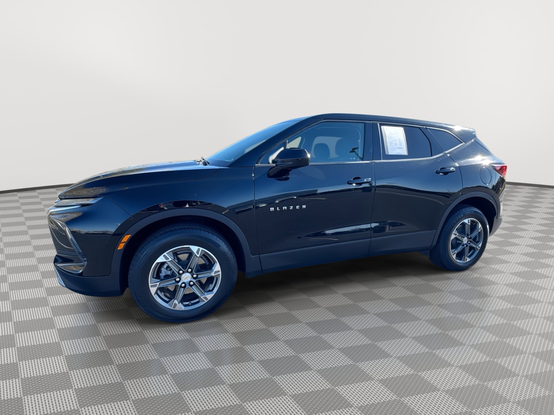 2025 Chevrolet Blazer 2LT's photo