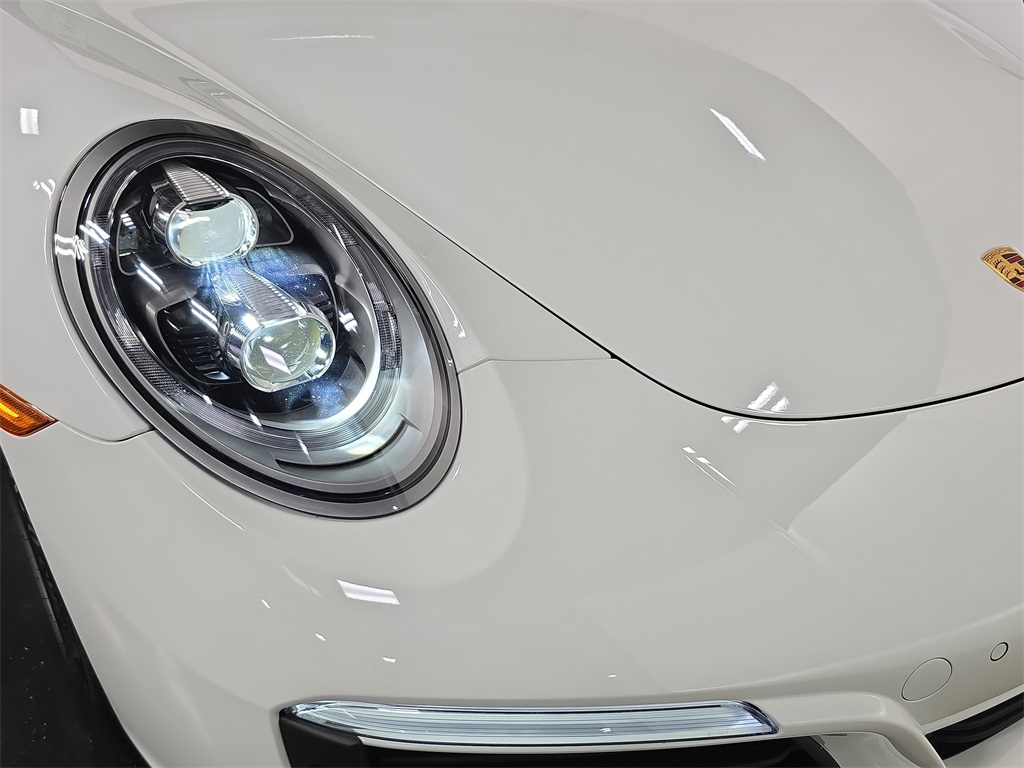 2018 Porsche 911 photo 12