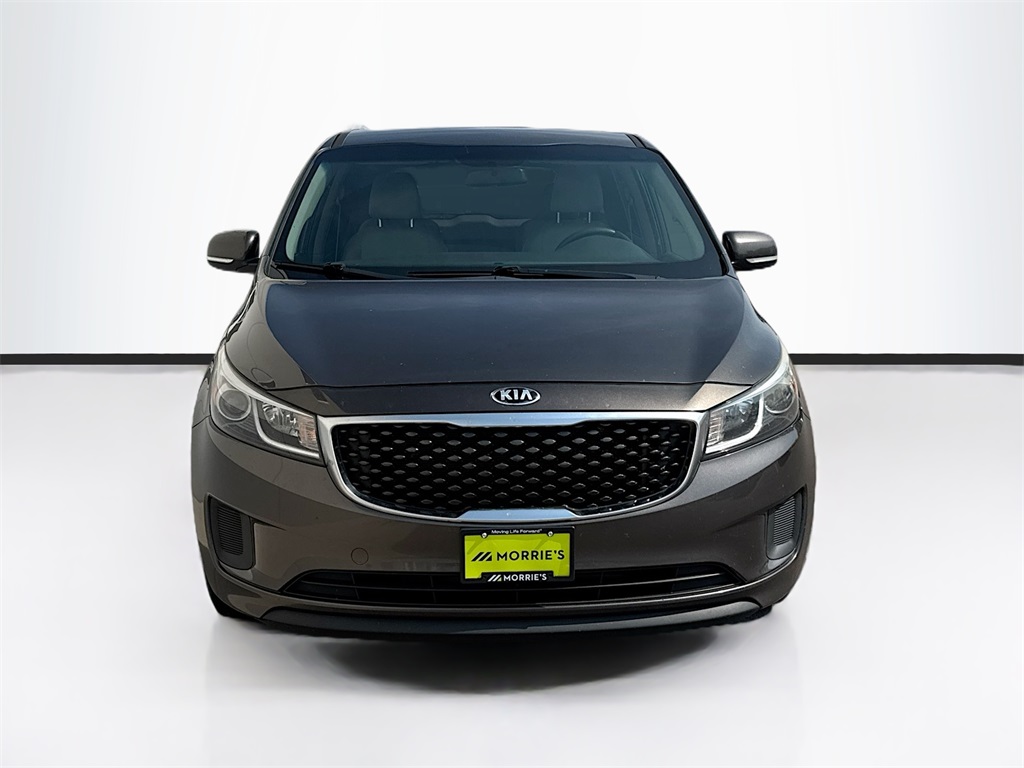 2015 Kia Sedona LX photo 2
