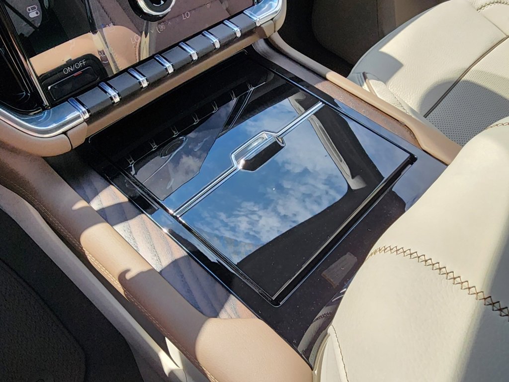 2026 Gmc Yukon XL Denali photo 31