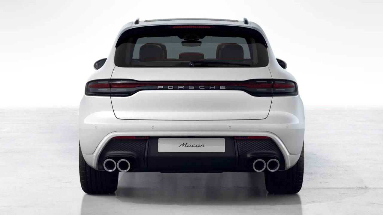 2026 Porsche Macan T photo 7
