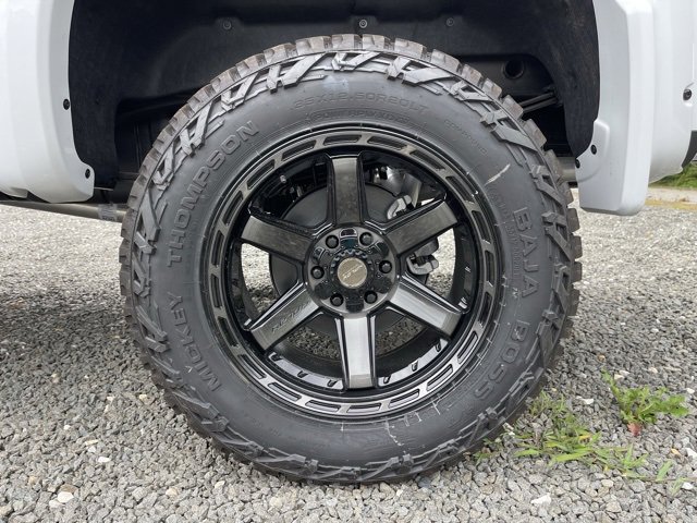 2025 Chevrolet Silverado 1500 RST photo 5