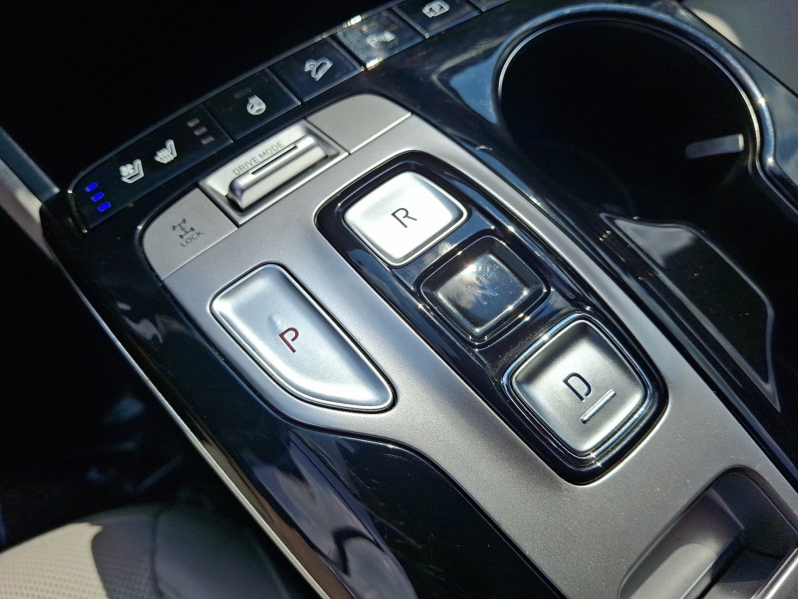 2022 Hyundai Tucson Hybrid Limited Sport photo 13
