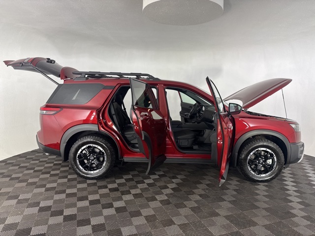 2025 Nissan Pathfinder Rock Creek photo 11