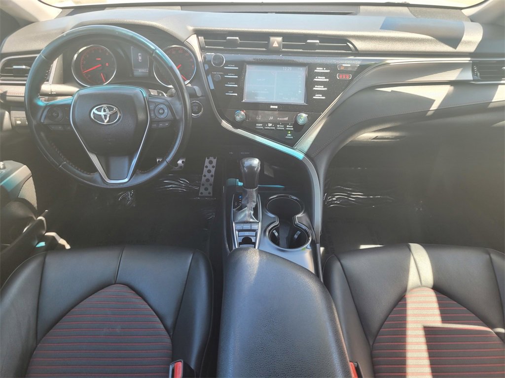 2020 Toyota Camry XSE V6 photo 13